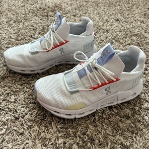 Cloudnova tennis shoes